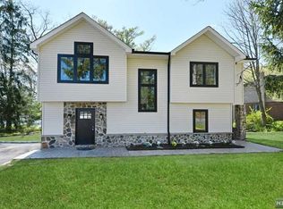 277 Lakeview Ave, Ringwood, NJ 07456