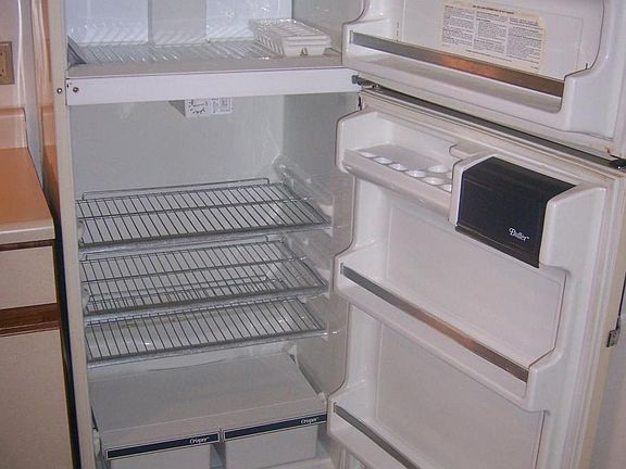 3rd image of 1811 College Manor Dr APT D