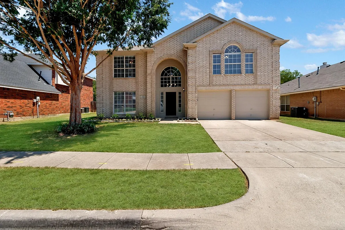Building Photo - 4729 Woodhaven Ln