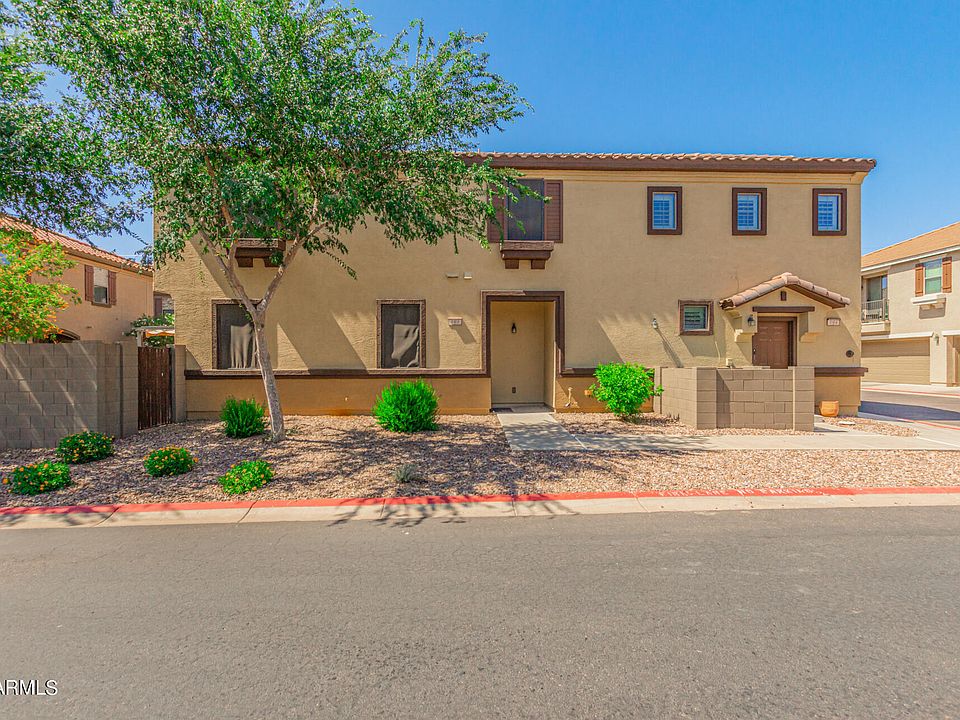 1st image of 1255 S Rialto -- #163