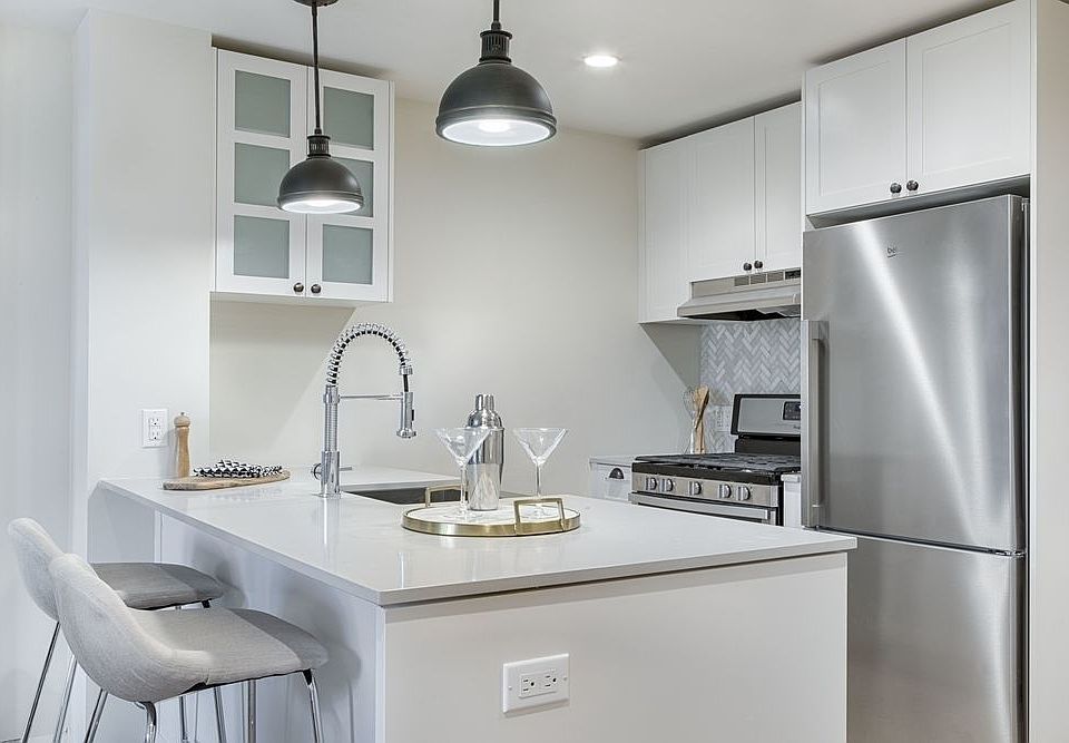 1st image of 1525 Bedford Ave #405
