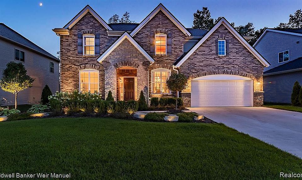 1st image of 4383 Montith Dr