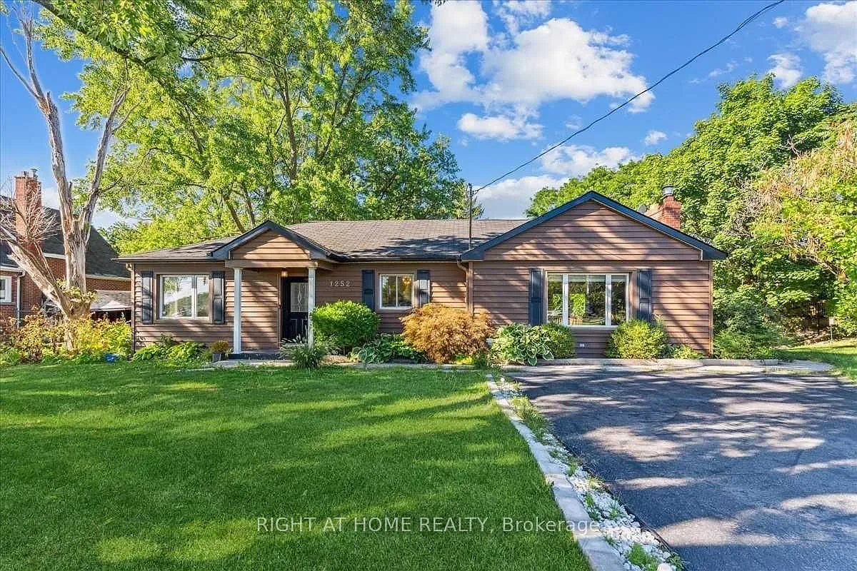 3 bed, $2,800 — Photo 1