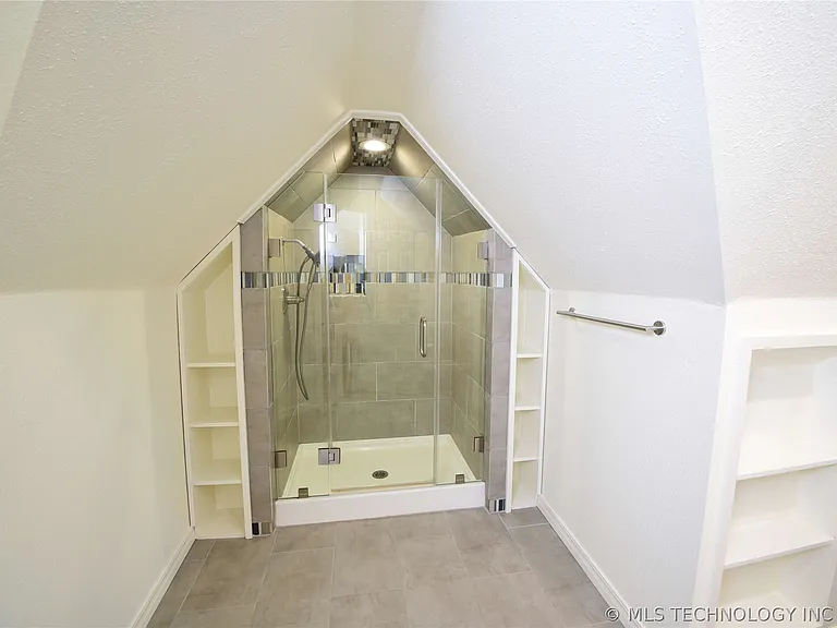 1740 S Yorktown Ave — Photo 21