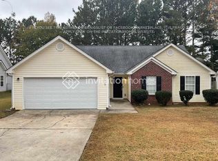 128 Goldleaf Dr, Hampton, GA 30228