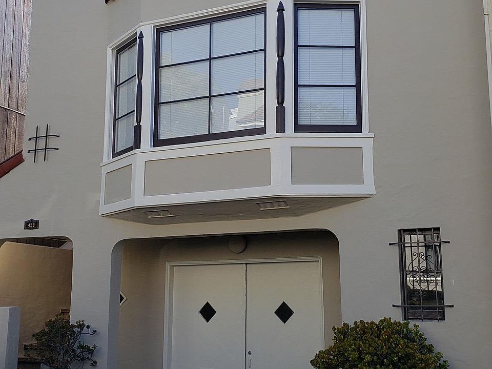 1st image of 459 Belvedere St