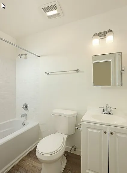 1004 W Clark Ave #1004 — Photo 25