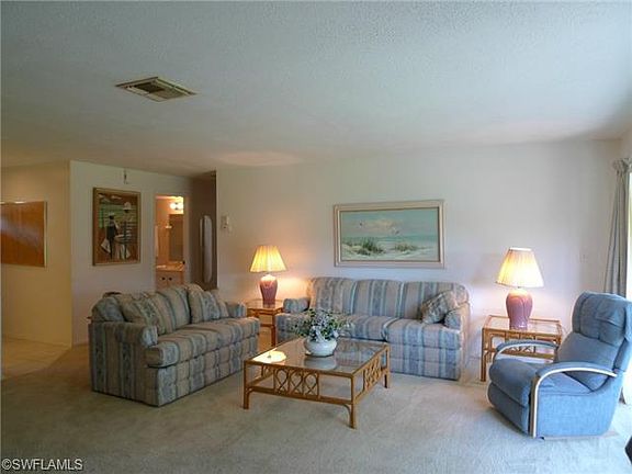 3rd image of 38 Glades Blvd APT 2