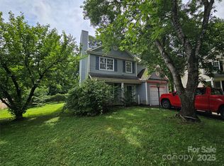8904 Daventry Pl, Charlotte, NC 28215