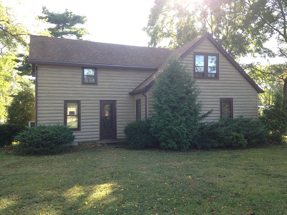 1st image of 728 E Mulberry St