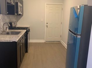 6 W 111th Pl APT 3, Chicago, IL 60628