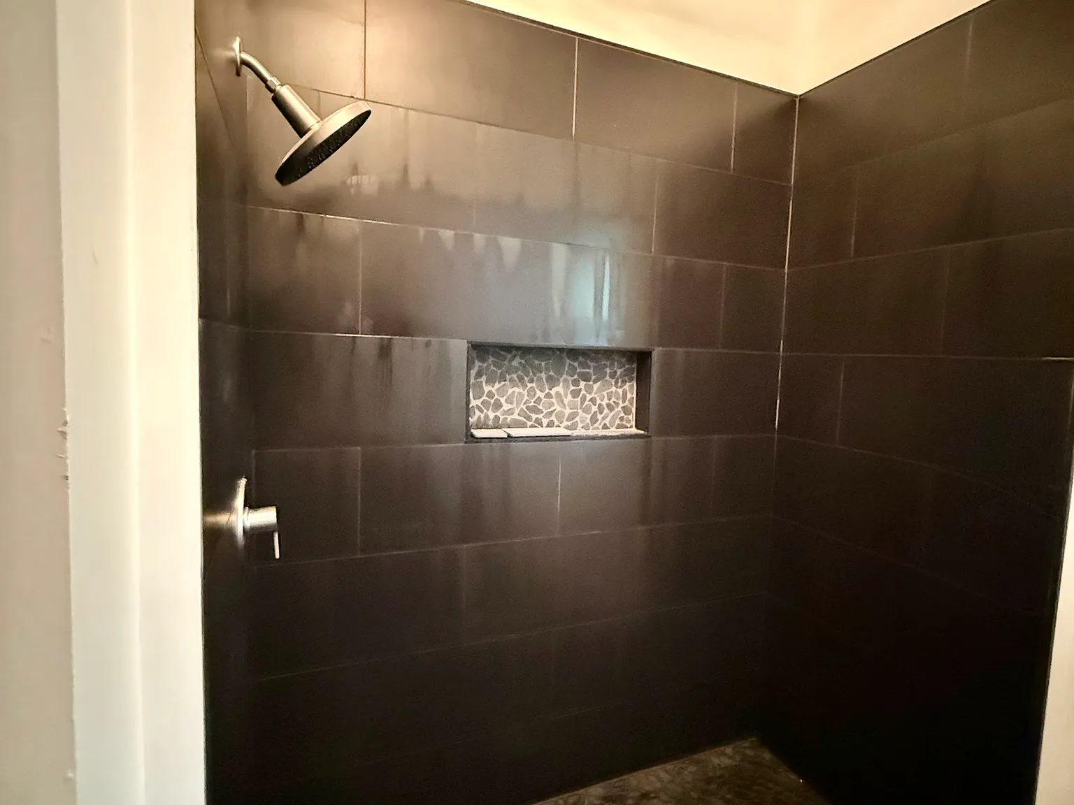 3 bed, 1684 sqft, $2,150 — Photo 3