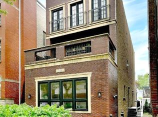 3338 N Damen Ave #1, Chicago, IL 60618