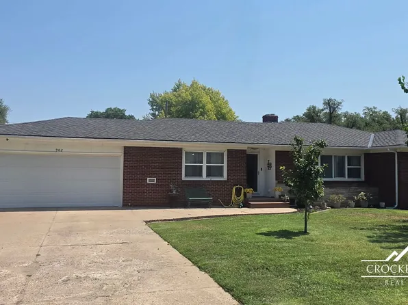 902 Lyle Ave, Garden City, KS 67846
