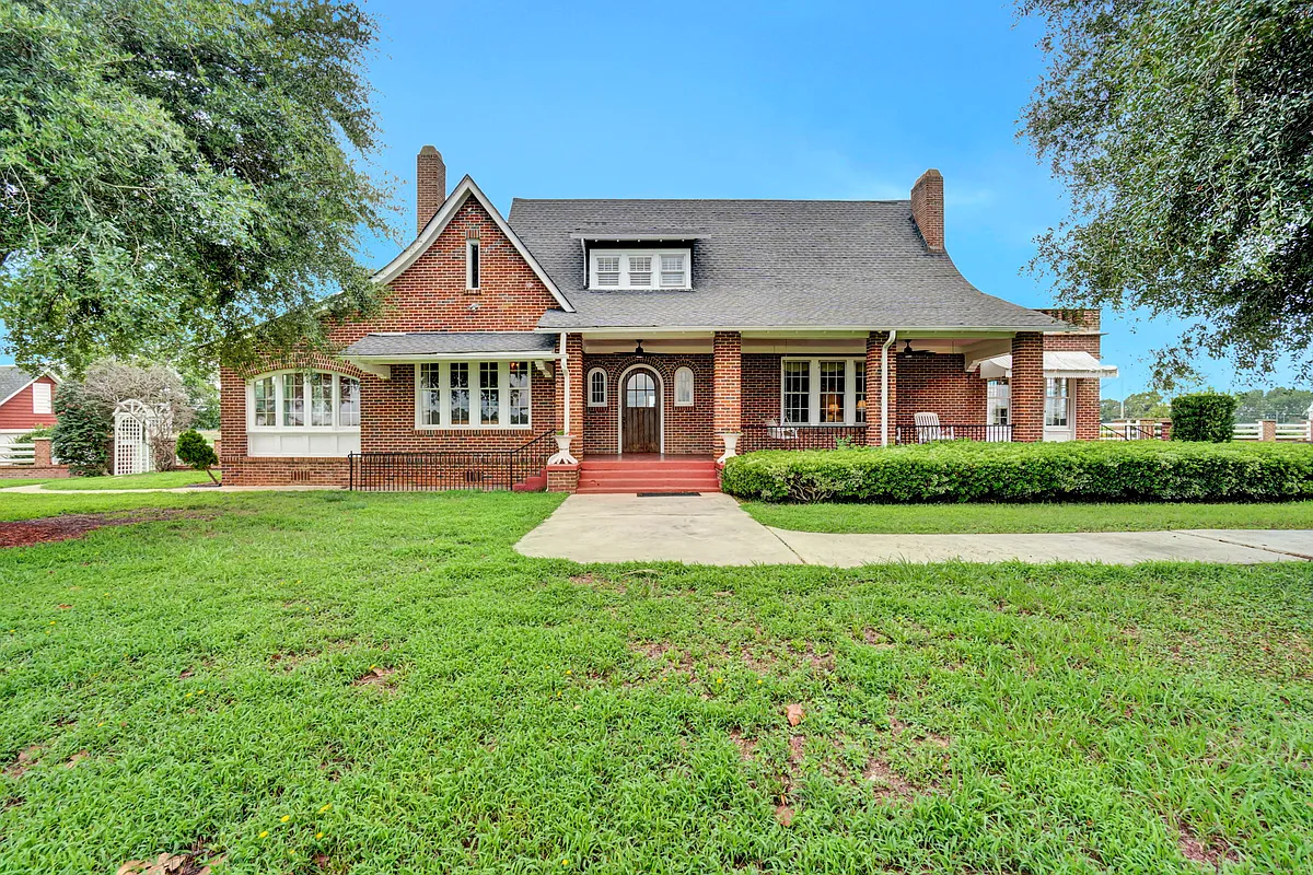 2565 Hwy 560 - 2565 Highway 560