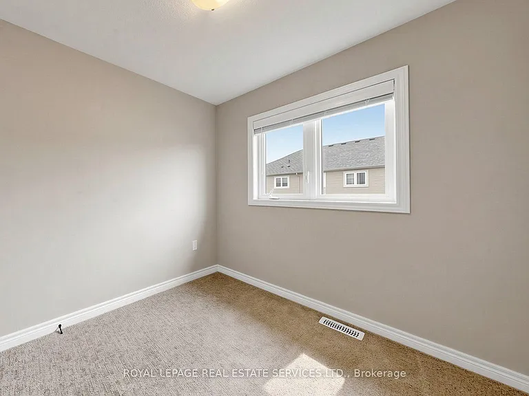 7 Birot Ln — Photo 27