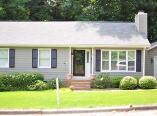 404 Hickory St, Cary, NC 27513