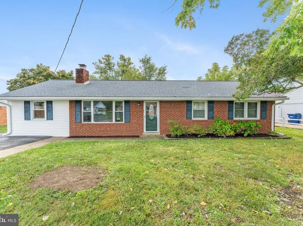 1107 Laurel St, Woodbridge, VA 22191