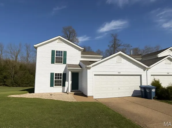 245 New Richmond Dr, Wentzville, MO 63385