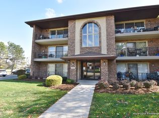 7505 Sheridan Dr #1-2A, Willowbrook, IL 60527
