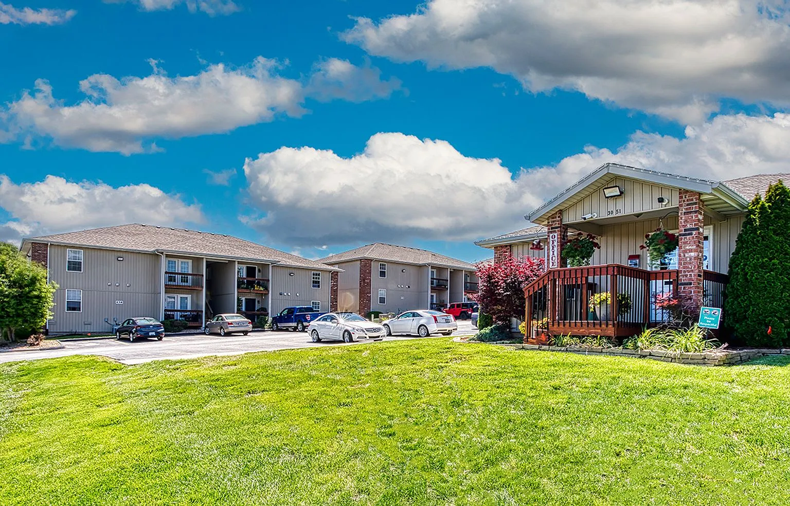 South Valley Apartments — Photo 3
