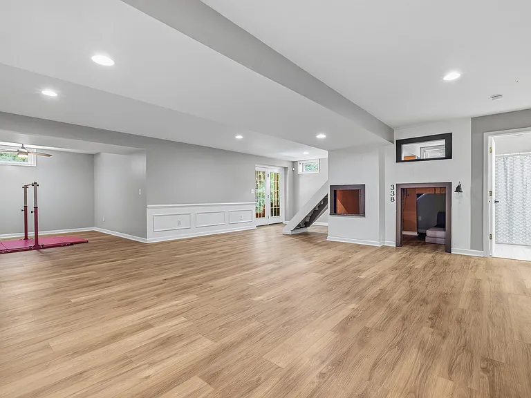 137 Whispering Woods Pl — Photo 30