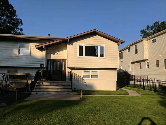 2nd image of 826 Woodland Dr