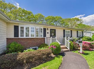 340 Lowell Rd, Sayville, NY 11782