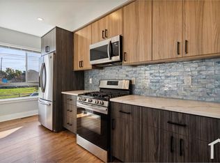 300 Diamond St, Philadelphia, PA 19122