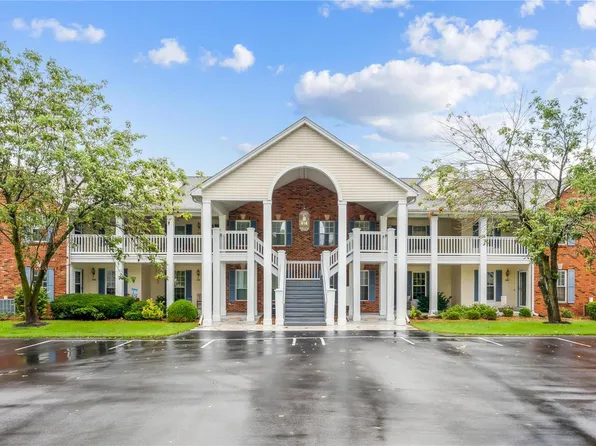 256 Waterside Dr, Grover, MO 63040