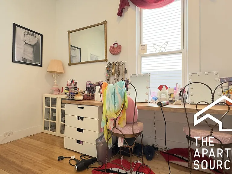 1735 N Fairfield Ave #2 — Photo 10