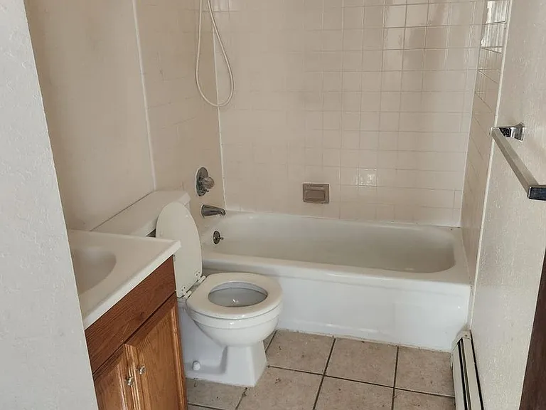 Timberglen Apartments — Photo 32
