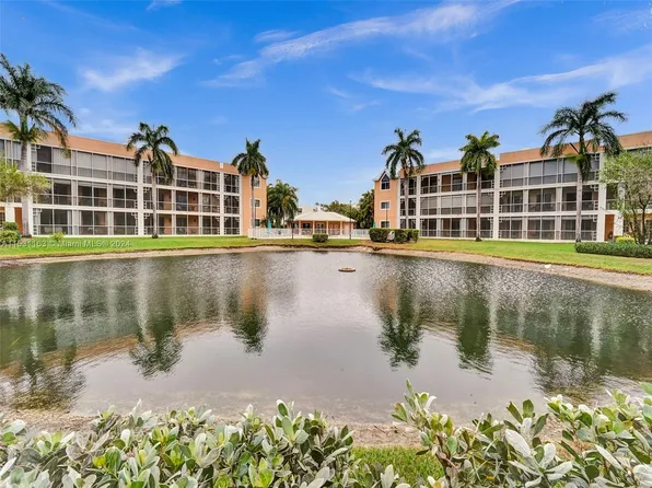 75 Gulfstream Rd APT 102B, Dania Beach, FL 33004
