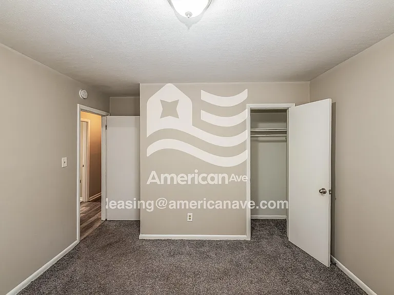 643425_010_main_bedroom_9.jpg