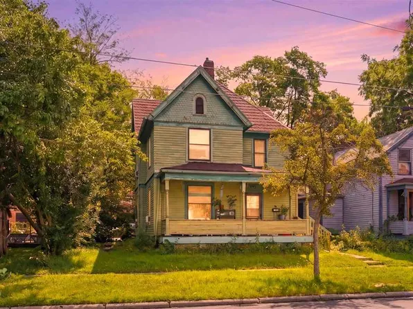 210 N Gilbert St, Iowa City, IA 52245