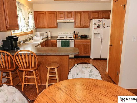 5th image of 5750 W Thatcher Ln