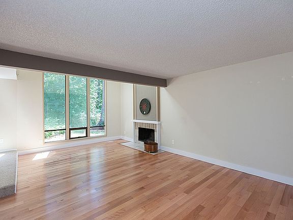 2nd image of 16510 187th Ave NE