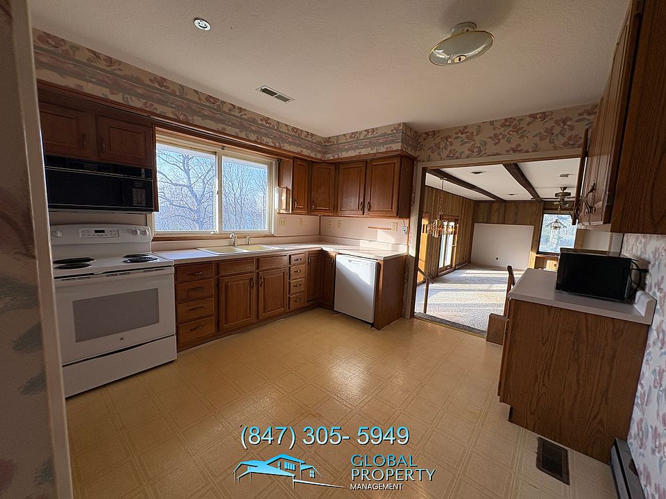 1st image of 4019 Pier Thirty One Rd