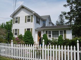 6 Academy St, Farmingdale, NJ 07727