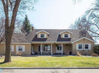 822 Southwood Dr S, Fargo, ND 58103