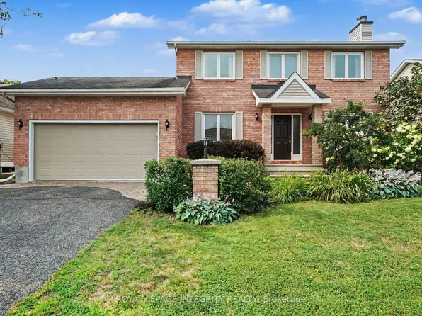26 Randall James Dr, Ottawa, ON K2S 1M4