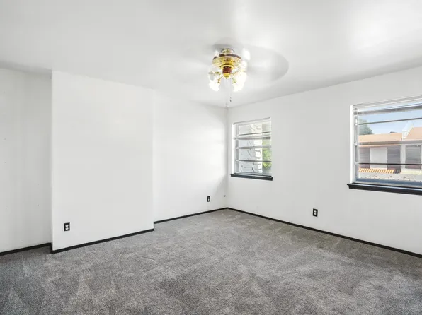 1719 E Grauwyler Rd, Irving, TX