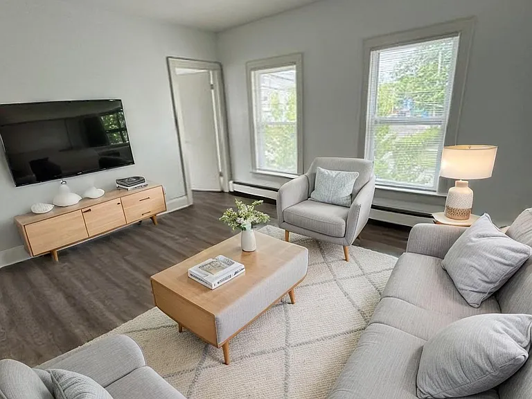 265 East Ave #3 — Photo 4
