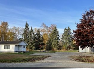 3879 N Lakeshore Rd, Port Hope, MI 48468