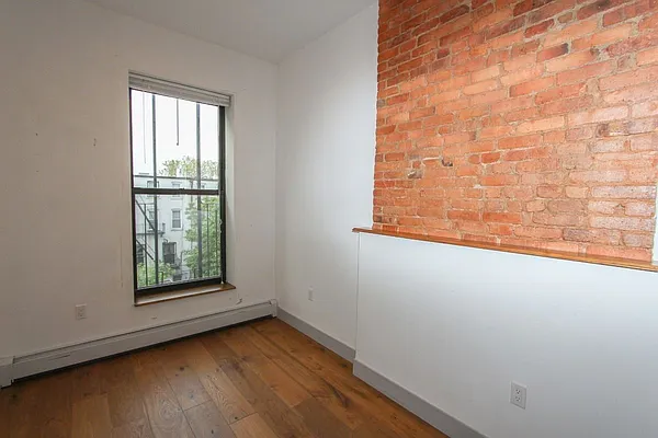 Rented by Brooklyn Rentals NYC | media 42