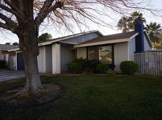 5557 Surrey St, Las Vegas, NV 89119