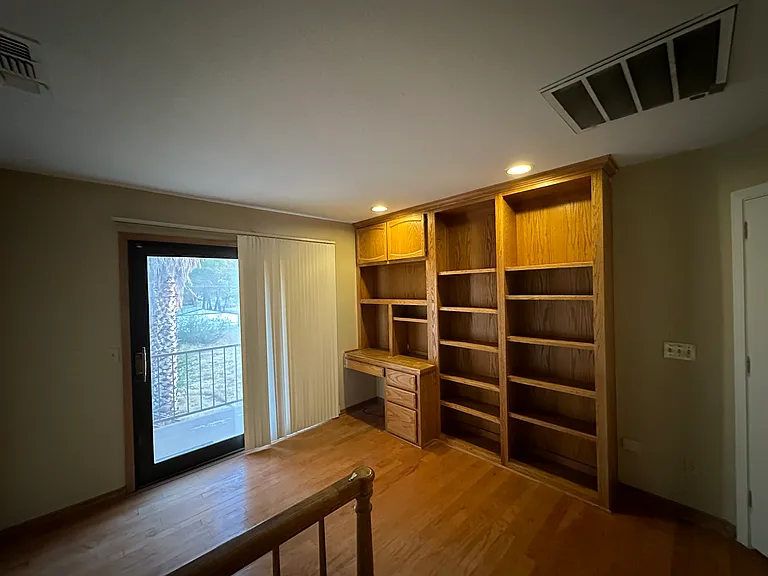 19609 Seneca Rd — Photo 11