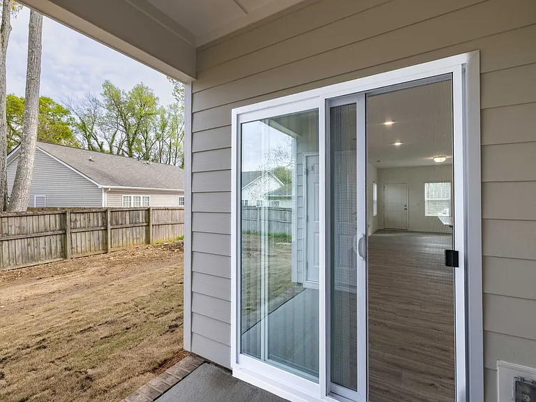 461 Kinnerton Pl — Photo 19