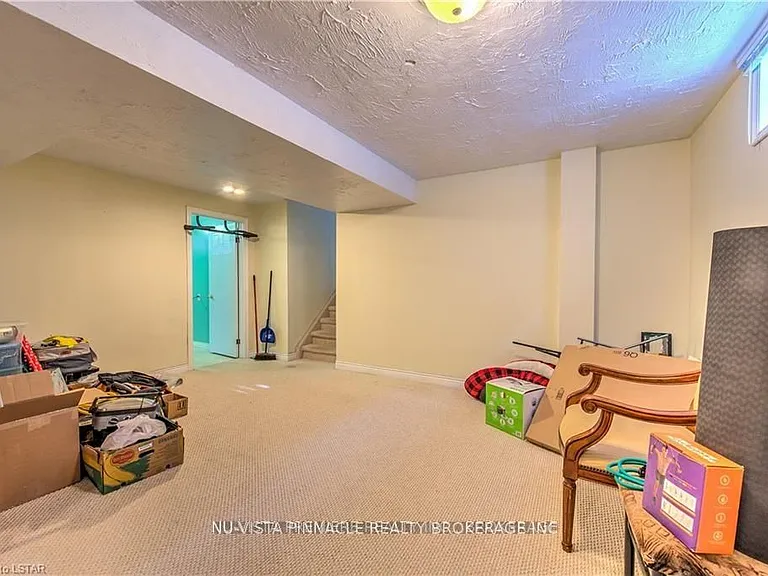 1263 Aldersbrook Rd — Photo 40