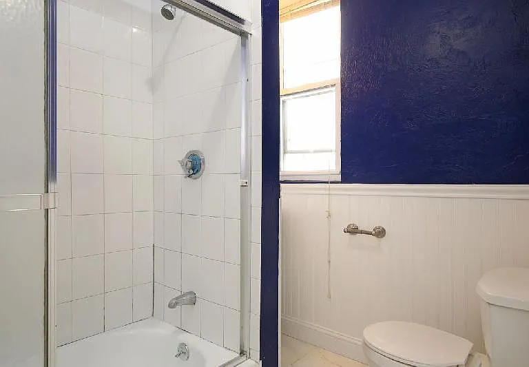 114 Everett St #2 — Photo 4